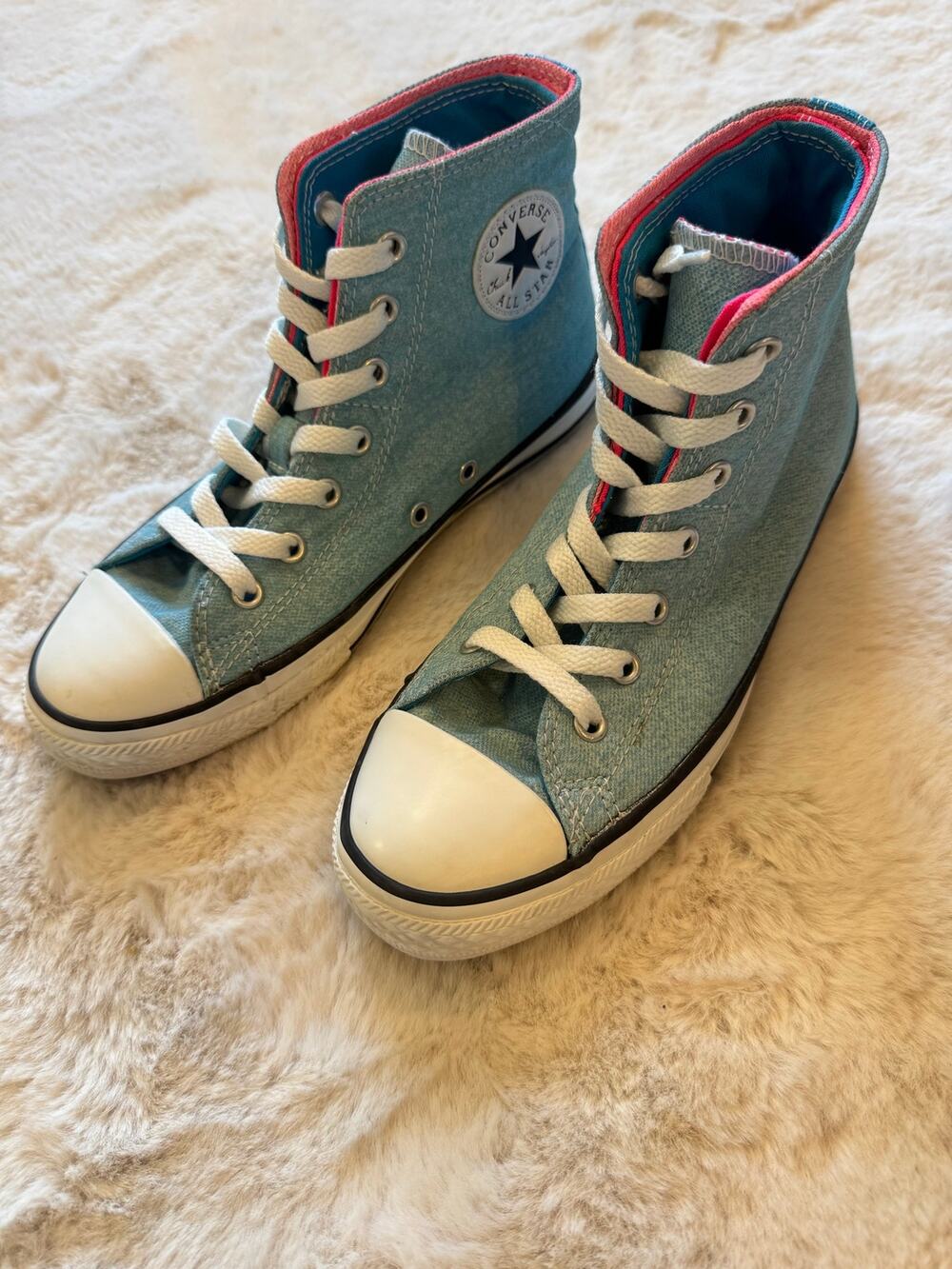 Youth Converse High Top Sneakers Blue Pink Layered Shoes Size 3.5